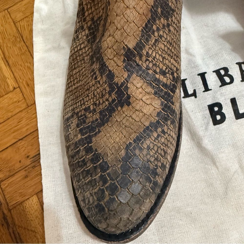 LIBERTY BLACK Inara Fileteado
Boots - Picture 2 of 7